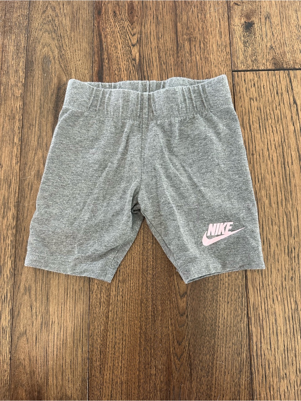 Nike girls biker shorts